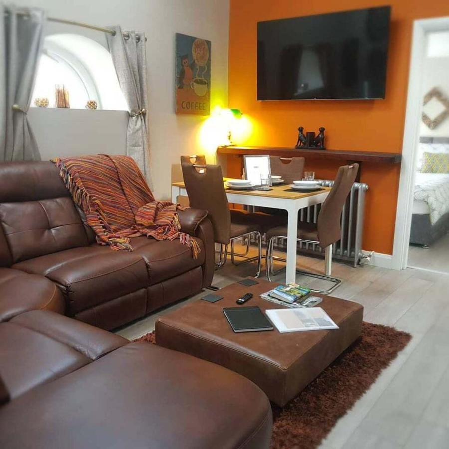 Magical 3-Bed Stone Built Cottage - Sleeps 6 Ballynahinch Exterior foto